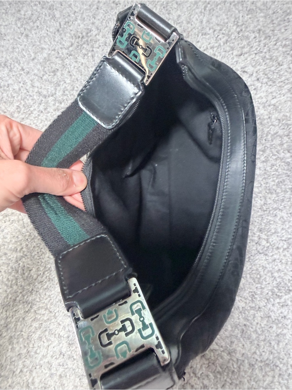 GUCCI Horsebit Pattern Canvas Black Shoulder Bag 211524 - Picture 14 of 16